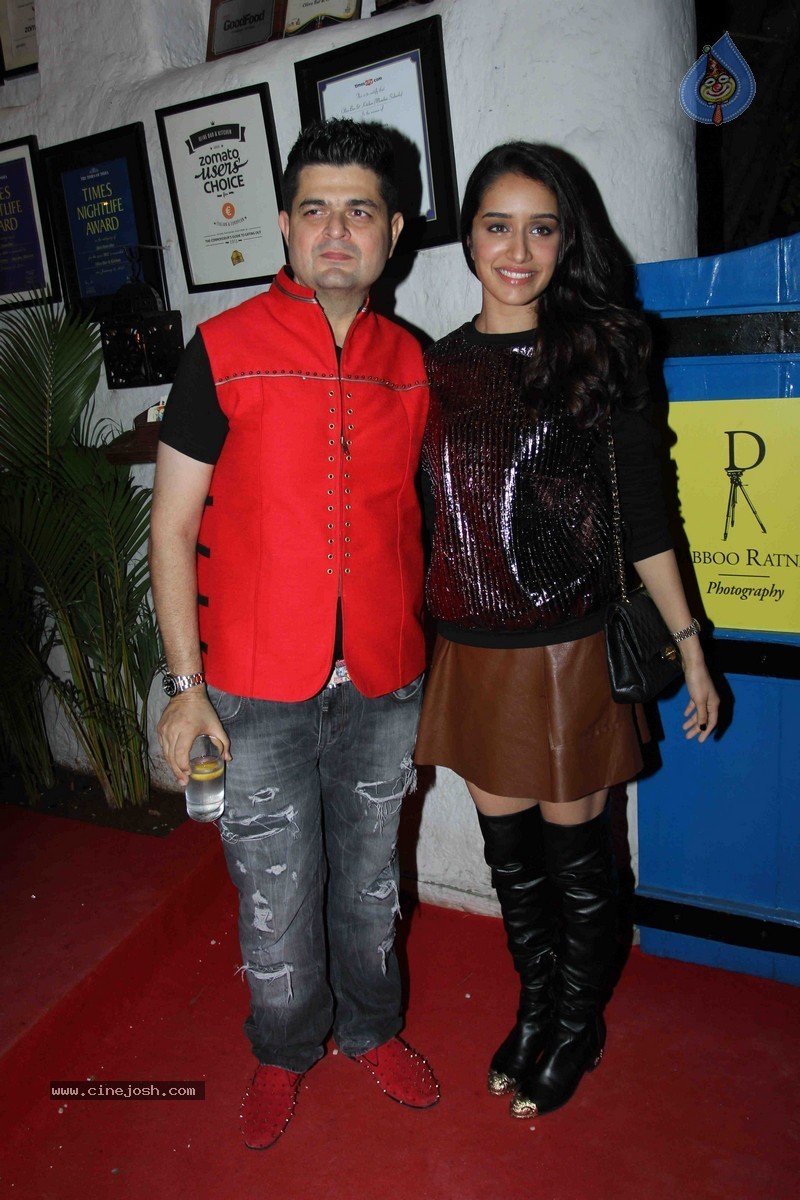 Bolly Celebs at Dabboo Ratnani 2015 Calendar Launch - 64 / 76 photos