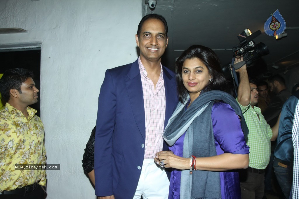 Bolly Celebs at Dabboo Ratnani Calendar Launch 02 - 27 / 76 photos