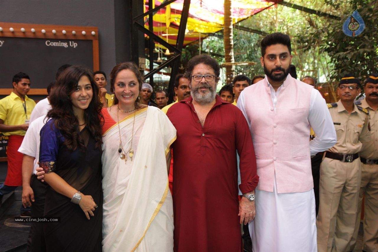 Bolly Celebs at Dadasaheb Phalke Award Presentation  - 61 / 111 photos