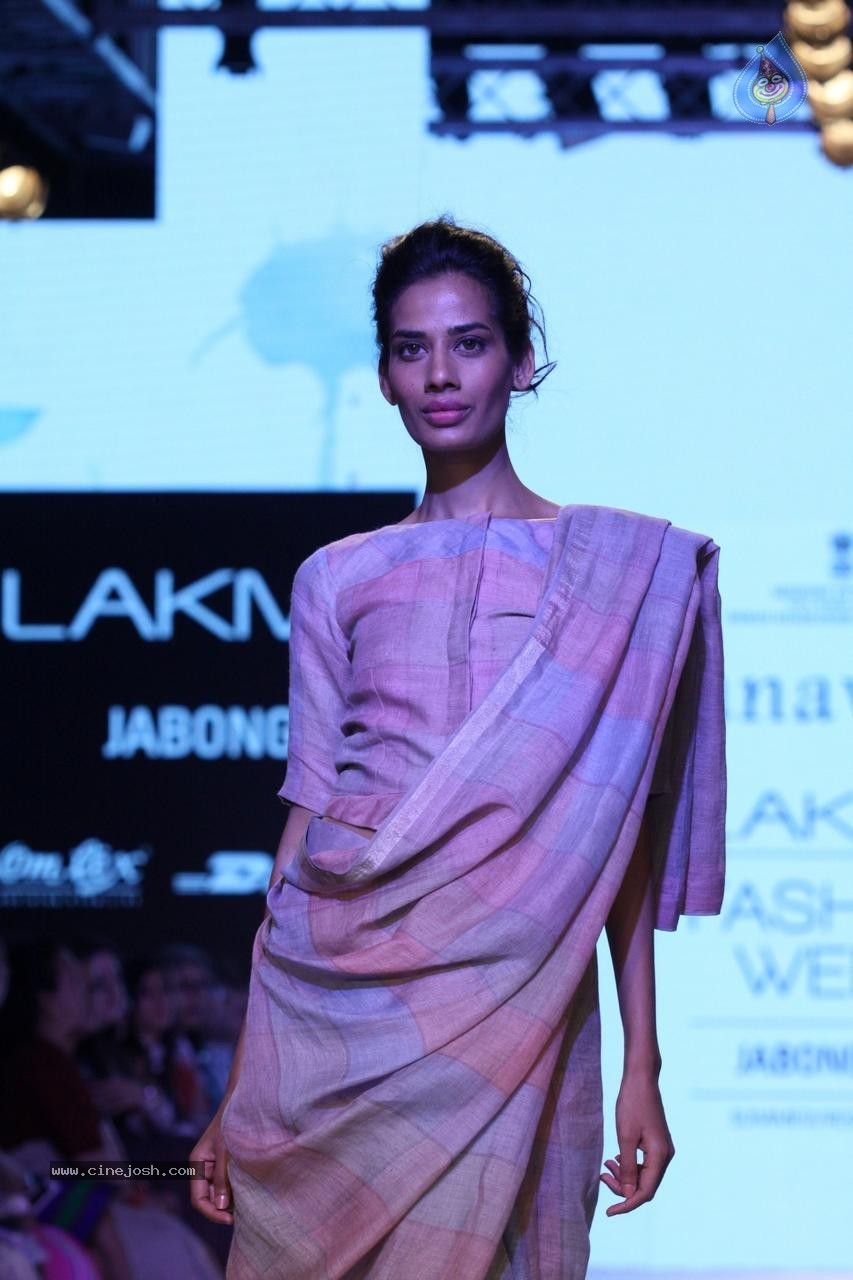 Bolly Celebs at Day 3 LFW Summer Resort 2015 - 64 / 115 photos