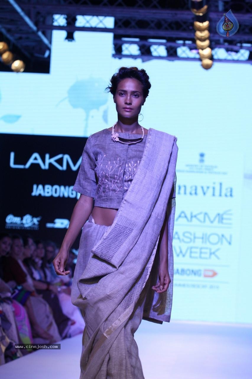 Bolly Celebs at Day 3 LFW Summer Resort 2015 - 70 / 115 photos