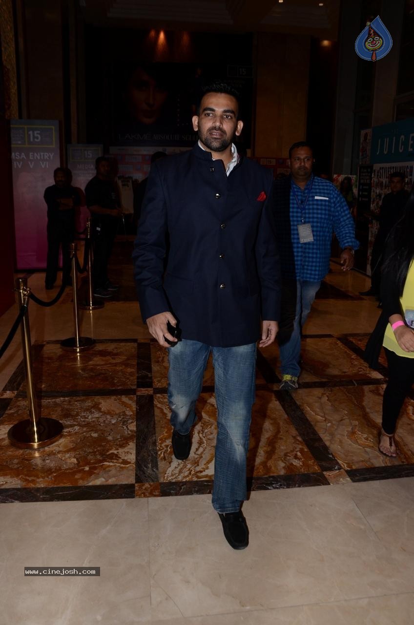 Bolly Celebs at Day 3 LFW Summer Resort 2015 - 86 / 115 photos