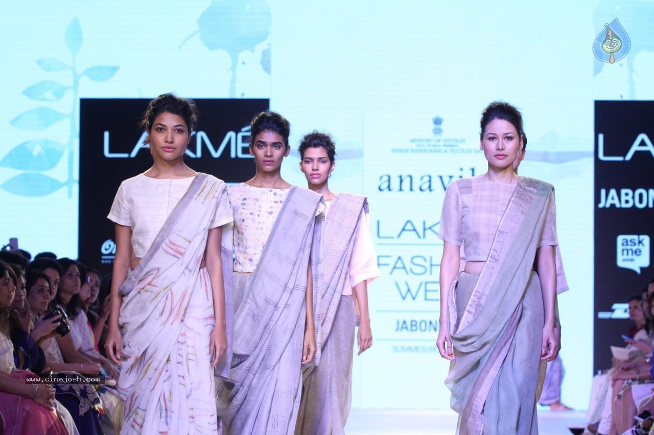 Bolly Celebs at Day 3 LFW Summer Resort 2015 - 87 / 115 photos