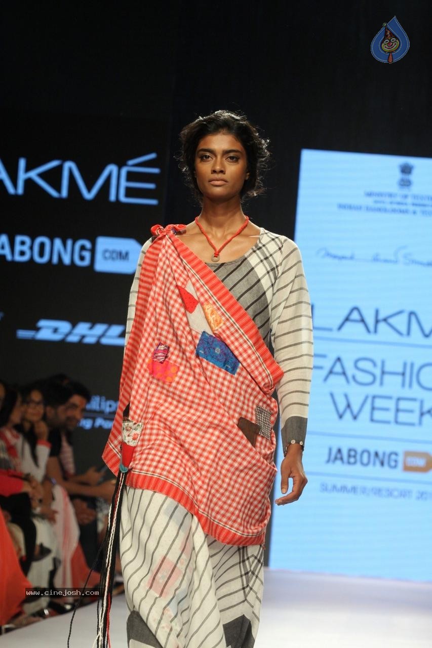 Bolly Celebs at Day 3 LFW Summer Resort 2015 - 114 / 115 photos