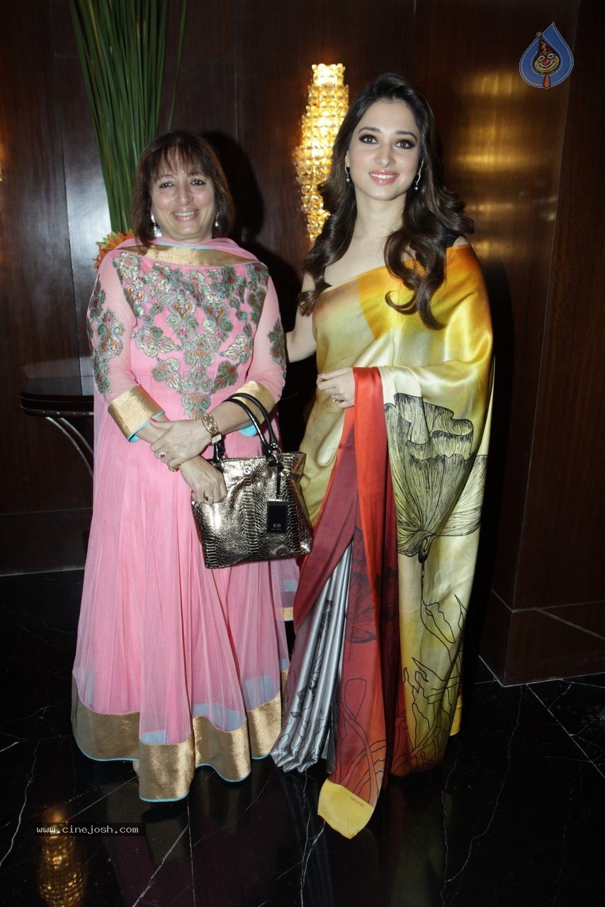 Bolly Celebs at Day 4 LFW Summer Resort 2015 - 45 / 72 photos