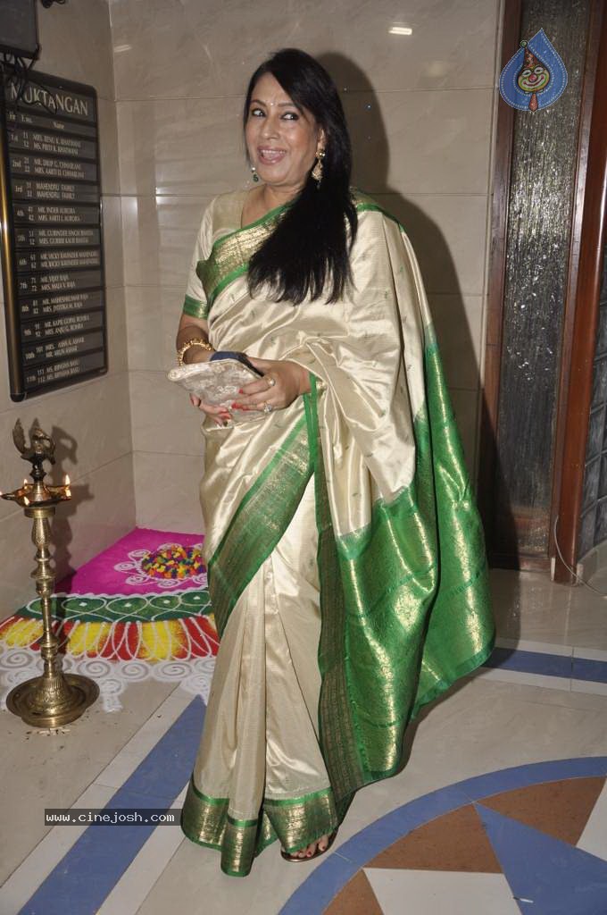 Bolly Celebs at Diwali Celebrations  - 1 / 152 photos