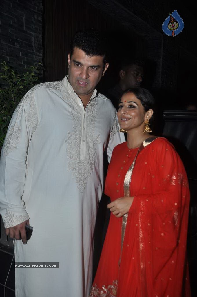 Bolly Celebs at Diwali Celebrations  - 87 / 152 photos