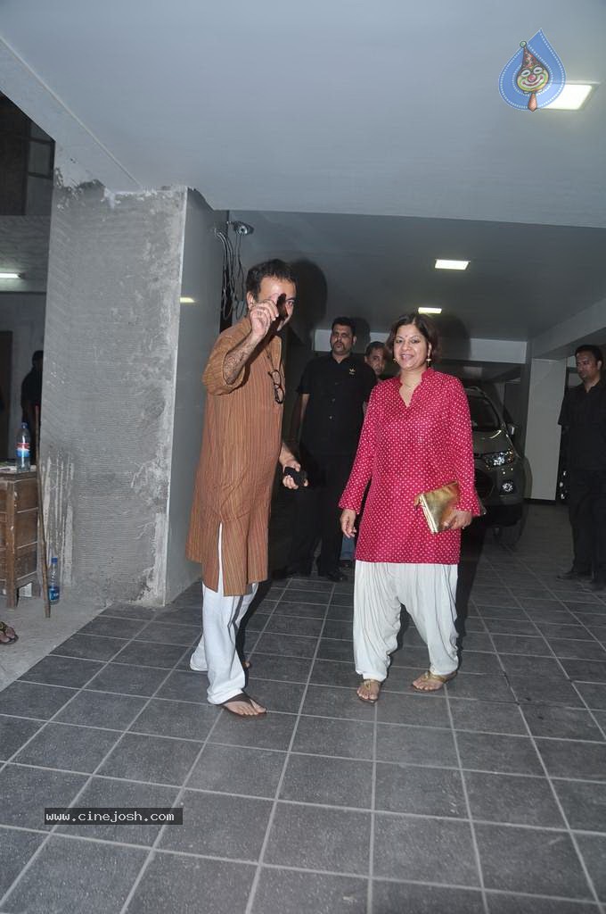 Bolly Celebs at Diwali Celebrations  - 101 / 152 photos