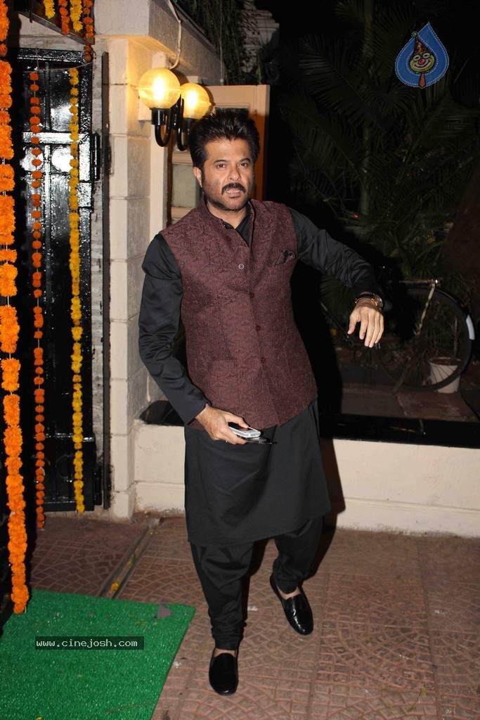 Bolly Celebs at Ekta Kapoor Diwali 2014 Party - 33 / 48 photos