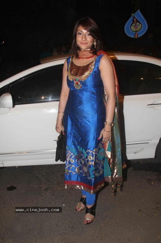 Bolly Celebs at Ekta Kapoor Diwali Party - 29 / 56 photos
