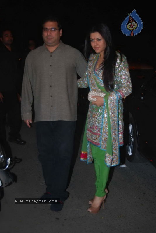Bolly Celebs at Ekta Kapoor Diwali Party - 52 / 56 photos