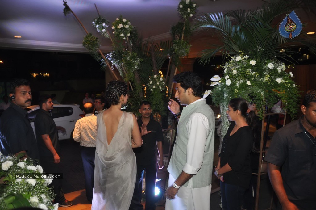 Bolly Celebs at Ekta Kapoor Iftar Party - 15 / 113 photos