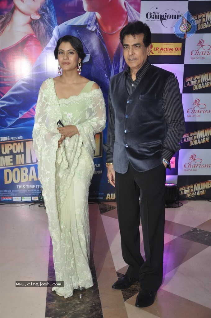 Bolly Celebs at Ekta Kapoor Iftar Party - 68 / 113 photos