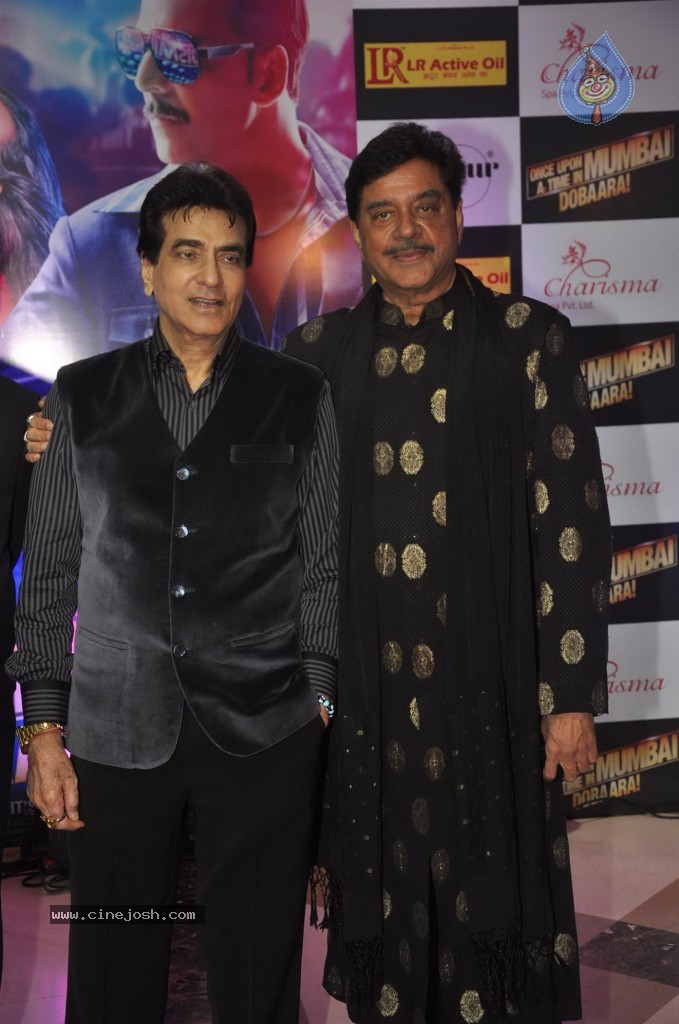 Bolly Celebs at Ekta Kapoor Iftar Party - 94 / 113 photos