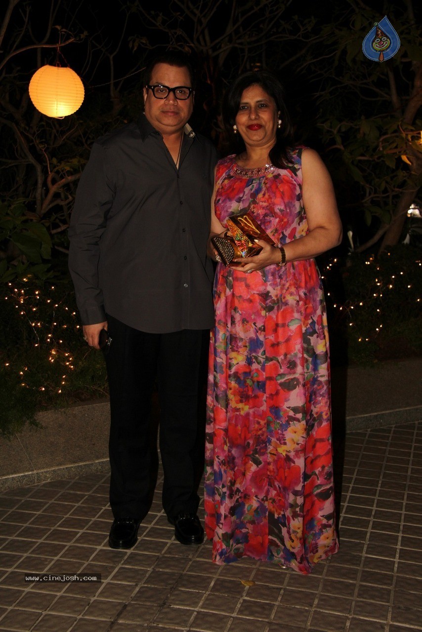 Bolly Celebs at Farah Khan Bday Party - 77 / 120 photos