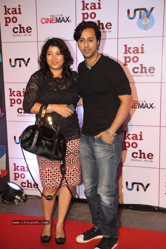Bolly Celebs at Film KAI PO CHE Premiere - 42 / 82 photos