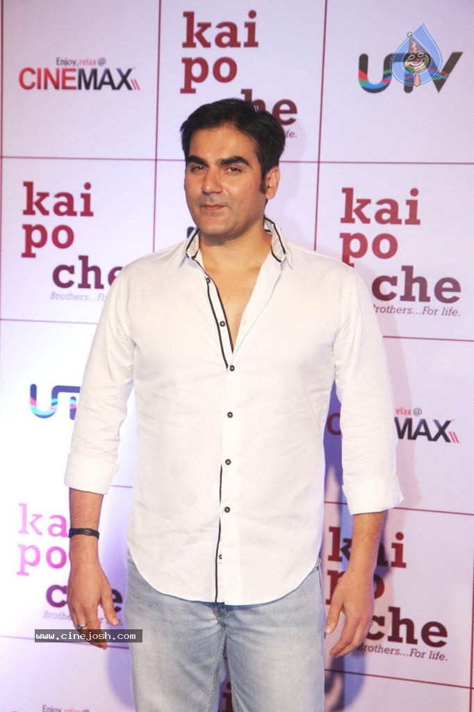 Bolly Celebs at Film KAI PO CHE Premiere - 73 / 82 photos