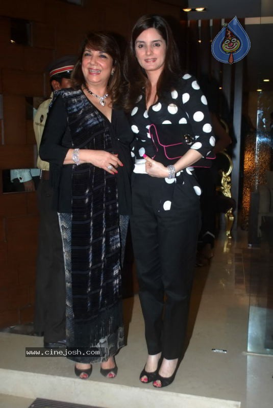 Bolly Celebs at Furniturewalla Store Launch - 55 / 87 photos