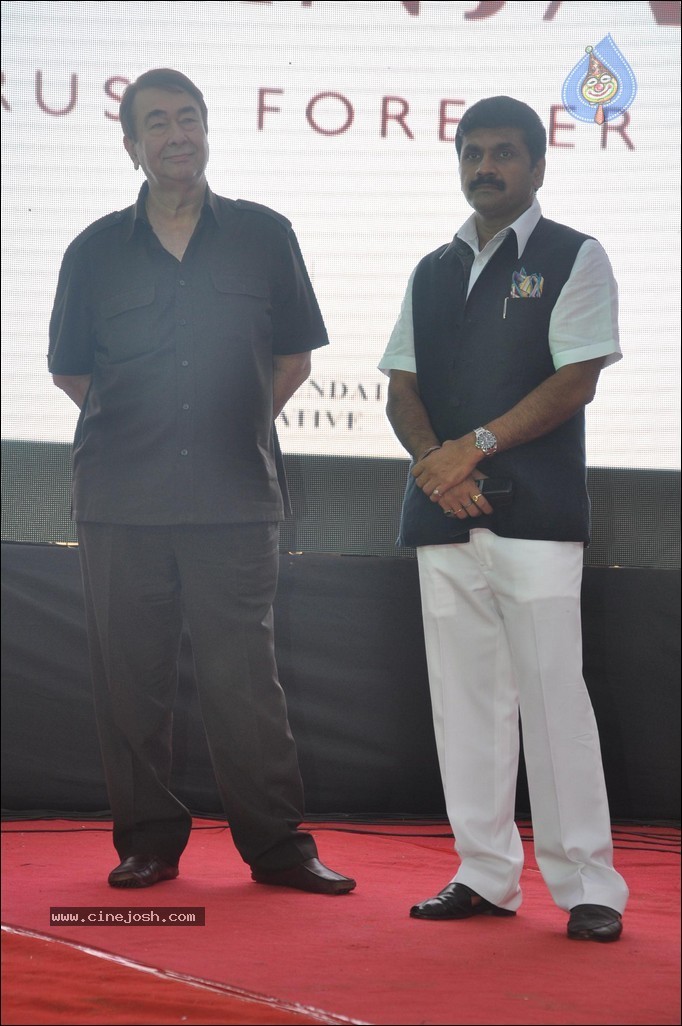 Bolly Celebs at Go Green Campaign  - 53 / 81 photos