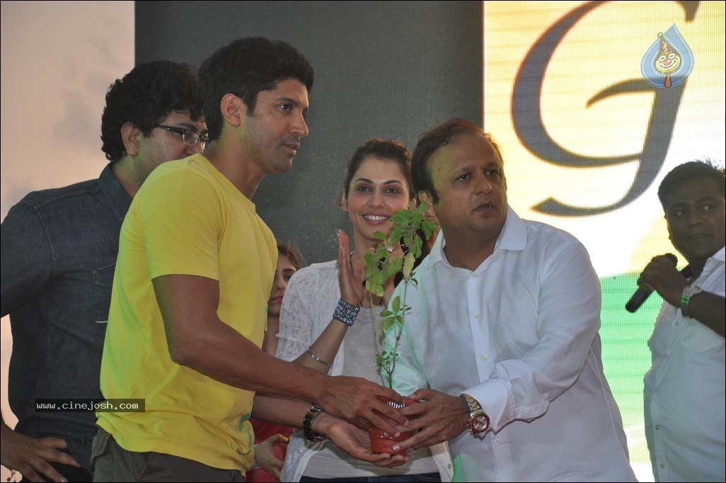 Bolly Celebs at Go Green Campaign  - 73 / 81 photos