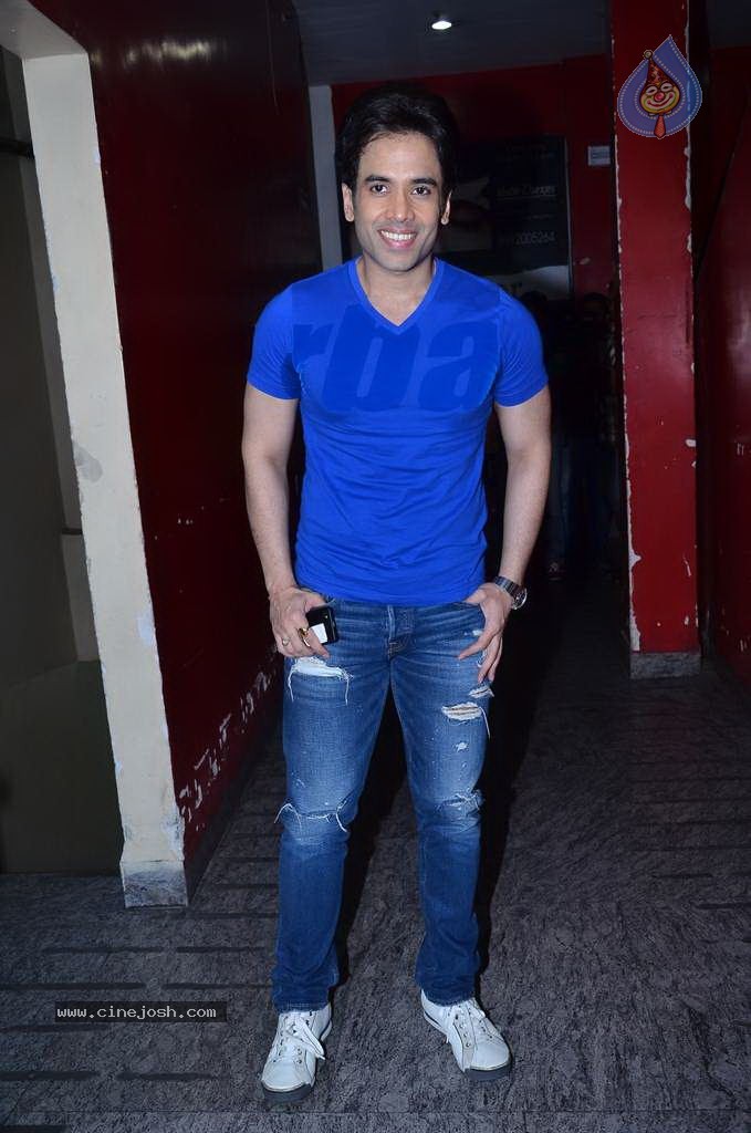 Bolly Celebs at Gori Tere Pyaar Mein Special Screening - 90 / 119 photos