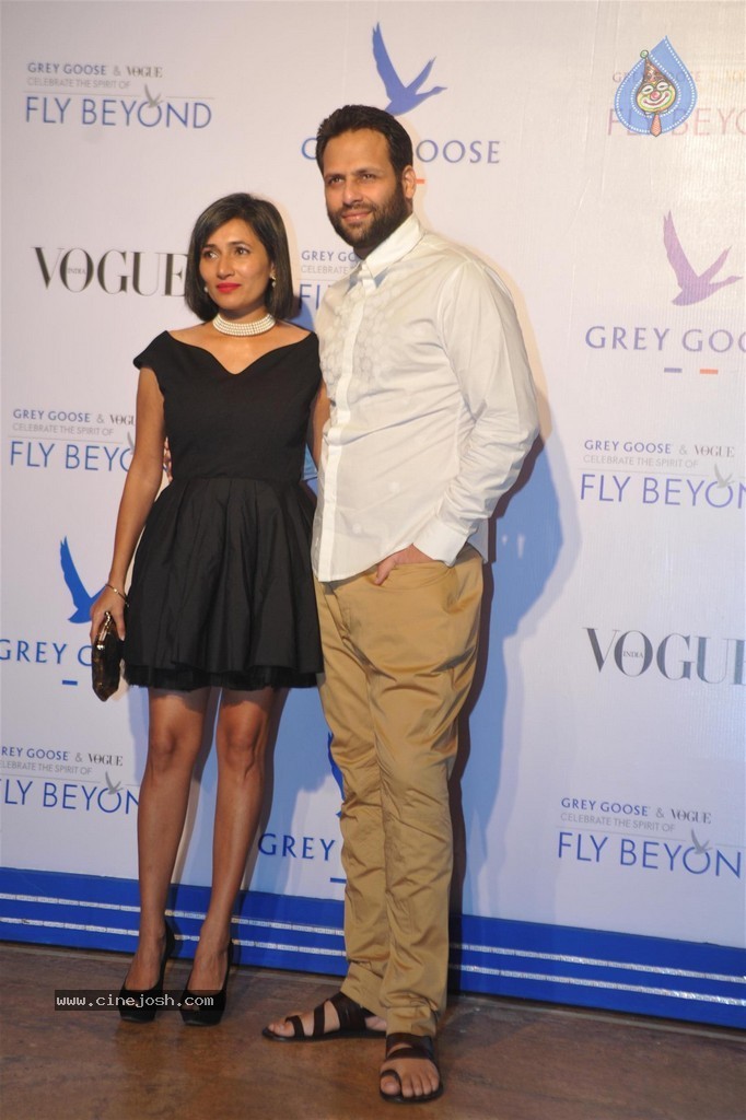 Bolly Celebs at Grey Goose Fly Beyond Awards 2014 - 43 / 152 photos