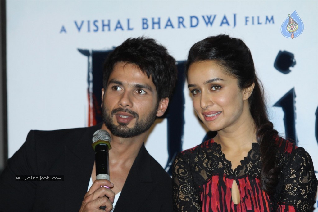 Bolly Celebs at Haider Trailer Launch - 28 / 89 photos
