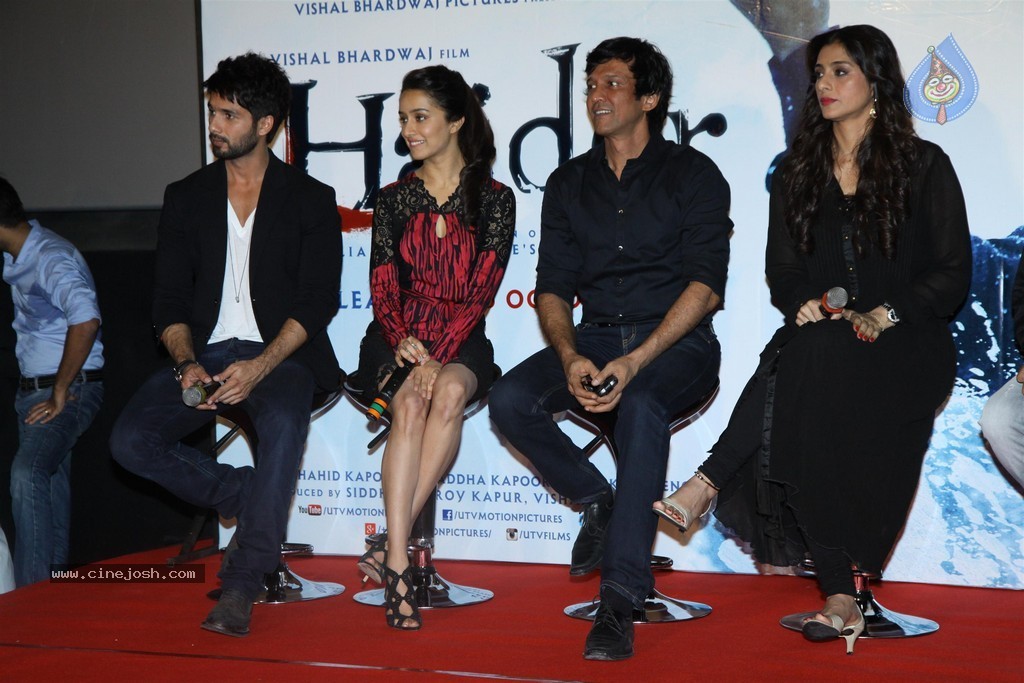 Bolly Celebs at Haider Trailer Launch - 37 / 89 photos