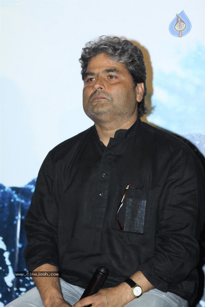 Bolly Celebs at Haider Trailer Launch - 39 / 89 photos