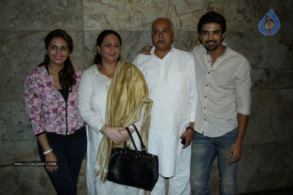 Bolly Celebs at Hawaa Hawaai Special Show - 3 / 99 photos