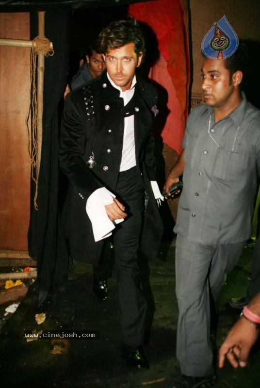 Bolly Celebs at HDIL India Couture Week Day 2 - 95 / 109 photos