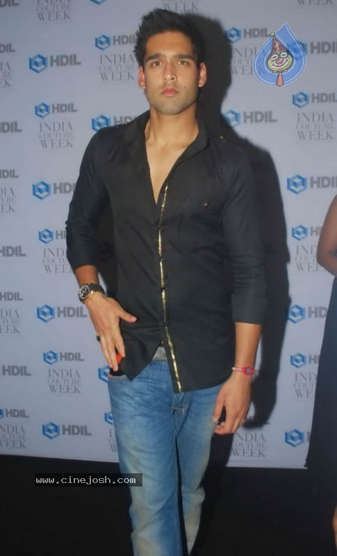 Bolly Celebs at HDIL India Couture Week Opening Party - 1 / 91 photos