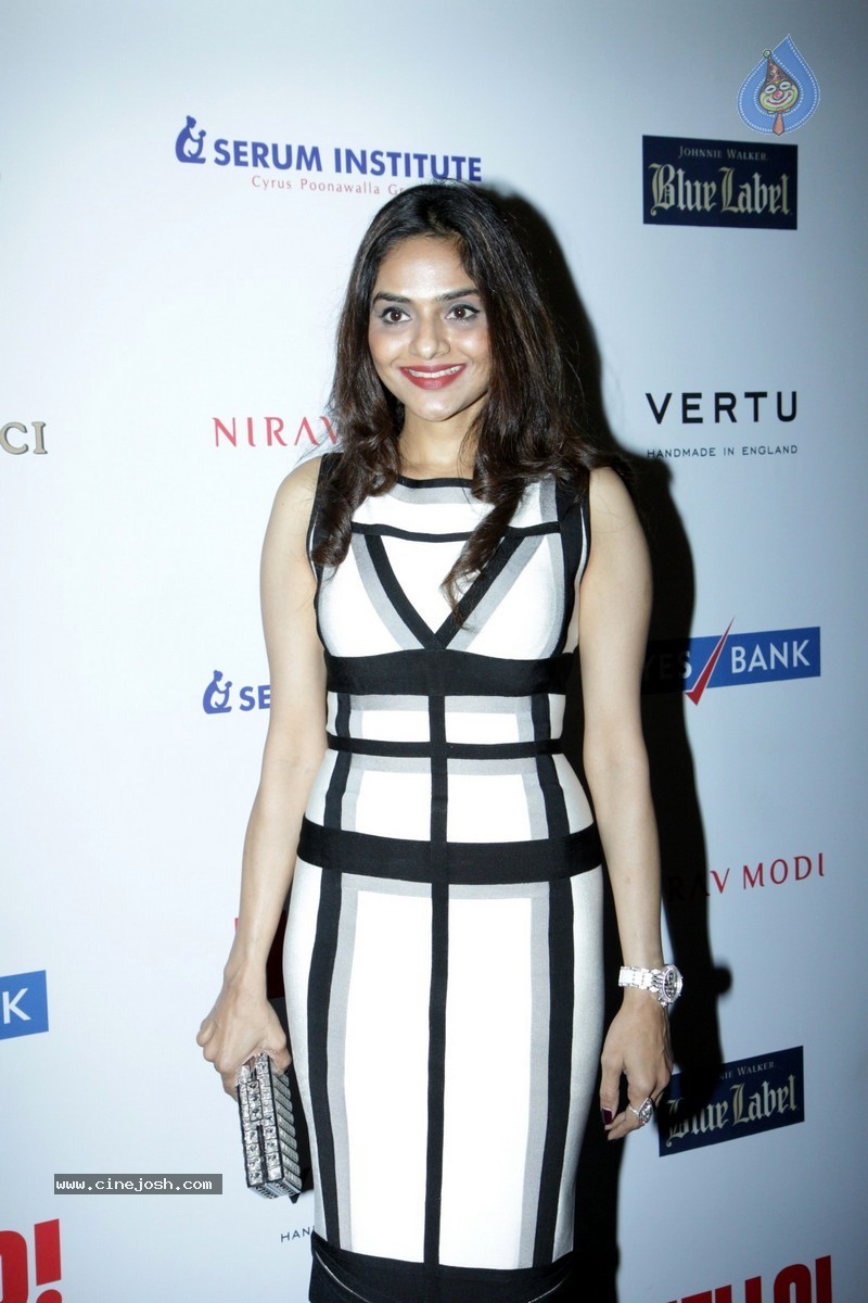 Bolly Celebs at Hello! Hall of Fame Awards - 6 / 152 photos