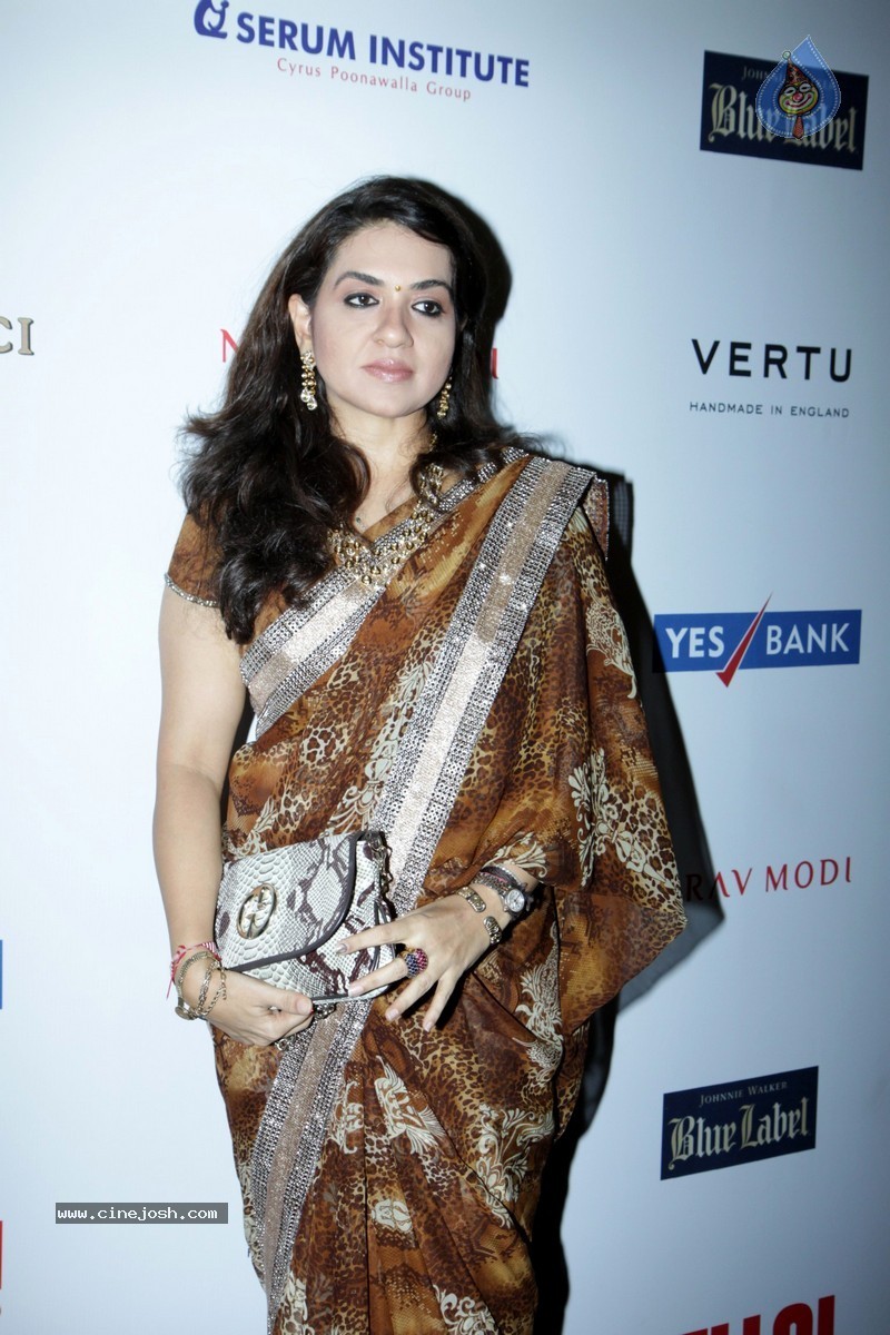 Bolly Celebs at Hello! Hall of Fame Awards - 122 / 152 photos