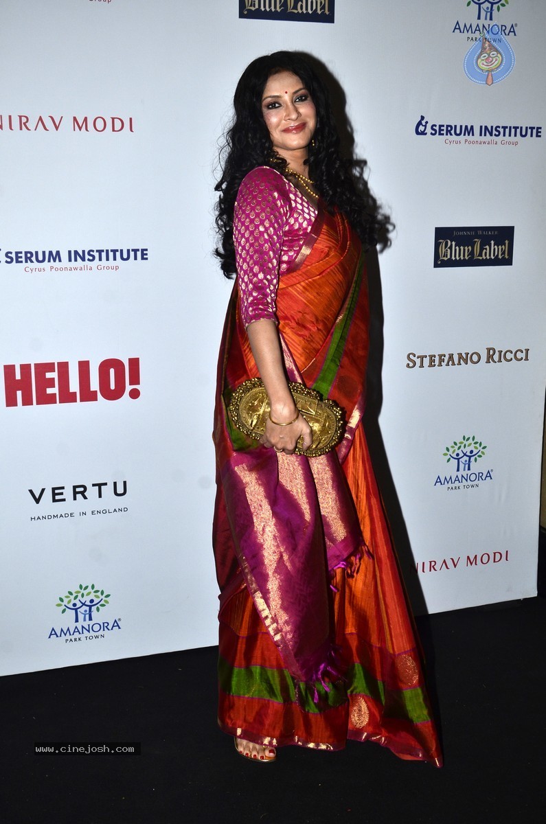 Bolly Celebs at Hello! Hall of Fame Awards - 127 / 152 photos