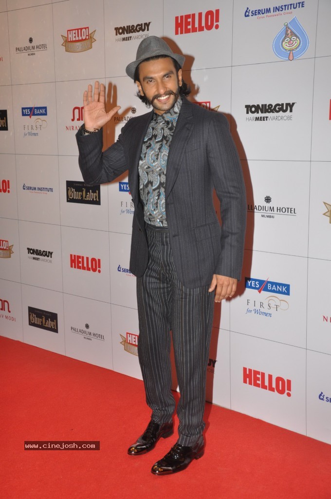 Celebs at Hello Hall Of Fame Awards 2013 - 6 / 37 photos