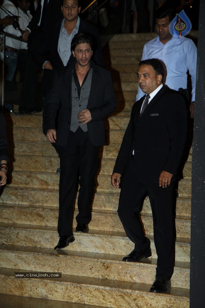 Bolly Celebs at IAA Awards n COLORS Channel Party - 66 / 70 photos