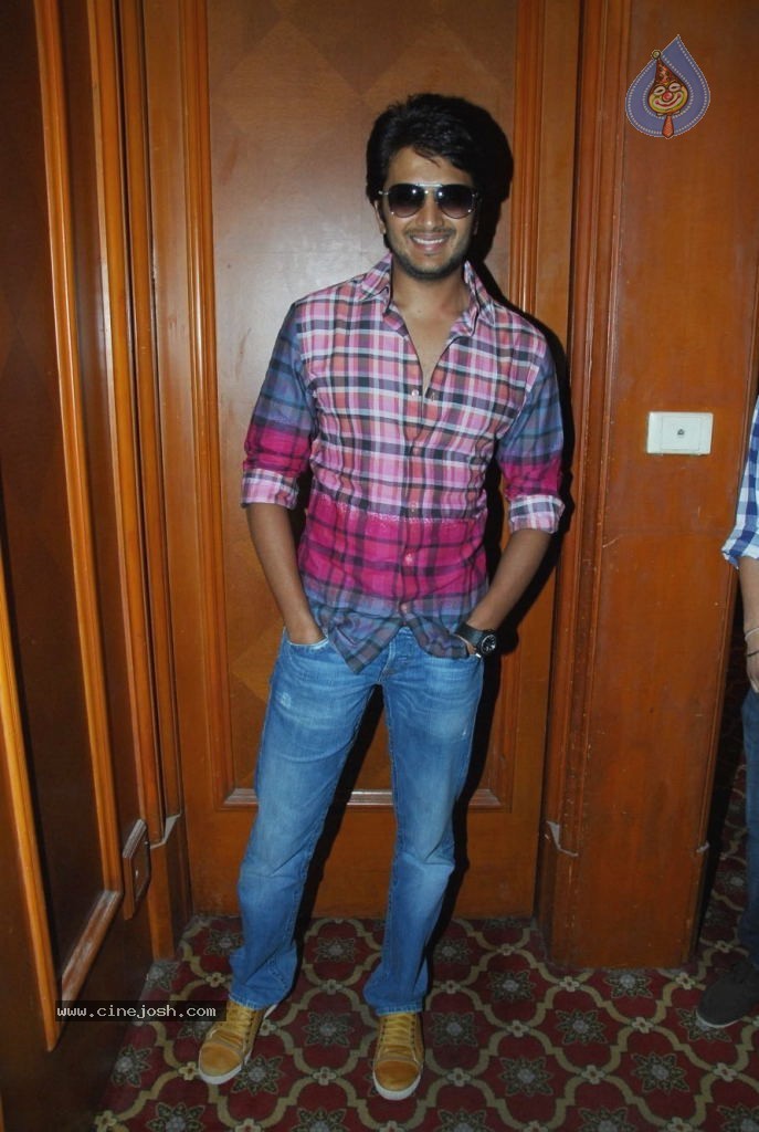 Bolly Celebs at IIFA 2012 Voting Weekend - 15 / 39 photos