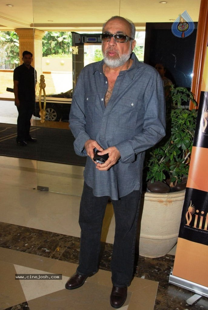 Bolly Celebs at IIFA 2012 Voting Weekend - 26 / 39 photos