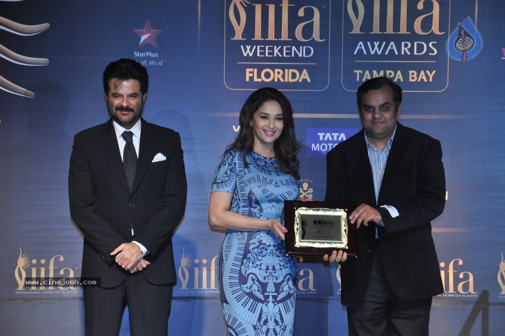 Bolly Celebs at IIFA 2014 Press Meet - 75 / 117 photos