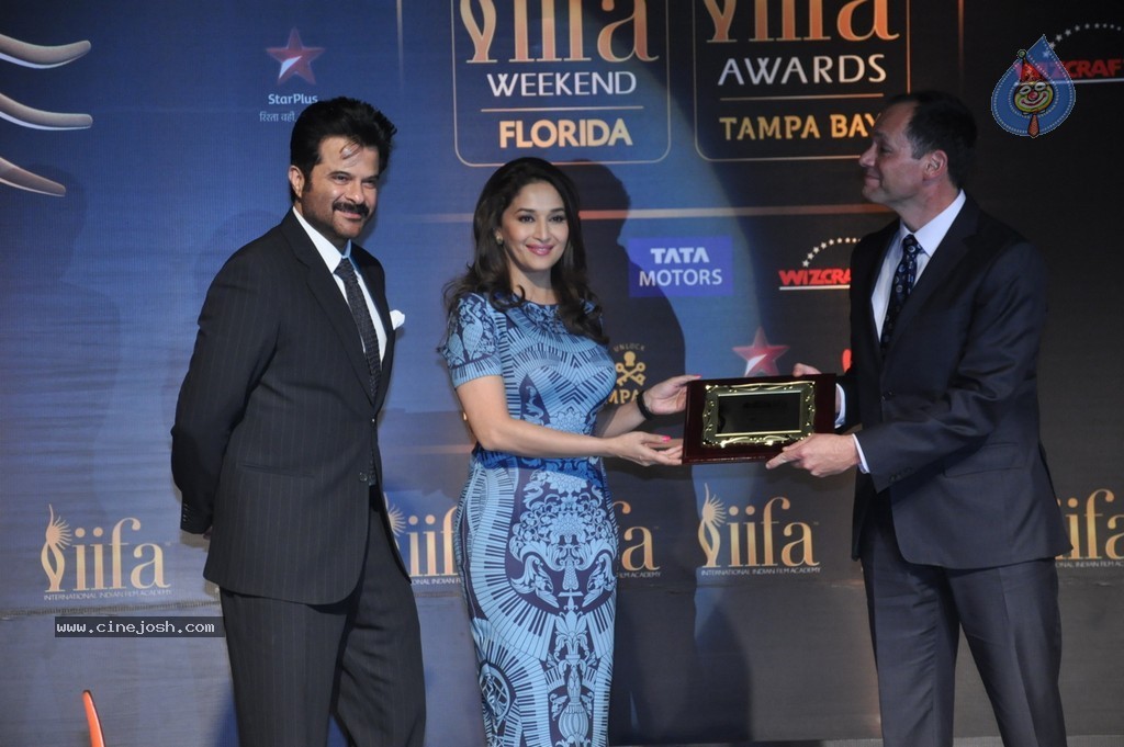 Bolly Celebs at IIFA 2014 Press Meet - 83 / 117 photos