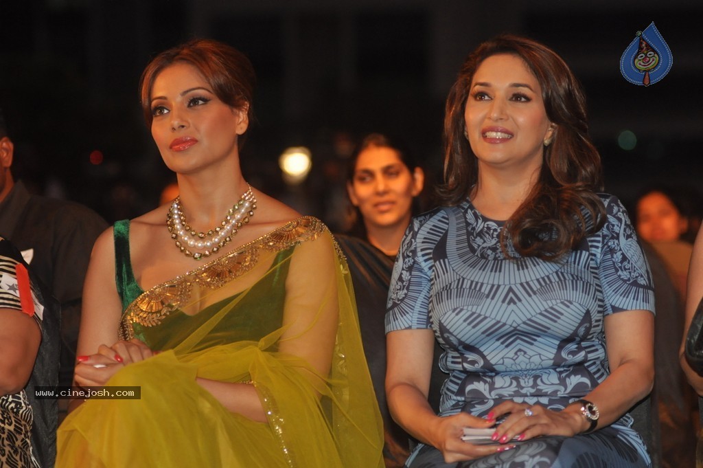 Bolly Celebs at IIFA 2014 Press Meet - 89 / 117 photos