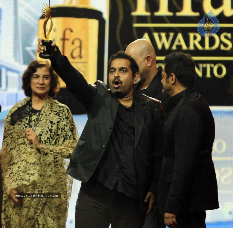 Bolly Celebs at IIFA Awards 2011 Events - 28 / 42 photos