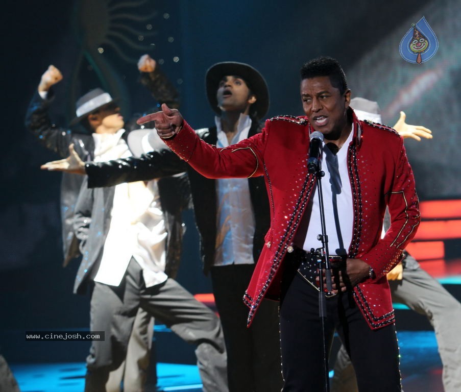 Bolly Celebs at IIFA Awards 2011 Events - 31 / 42 photos