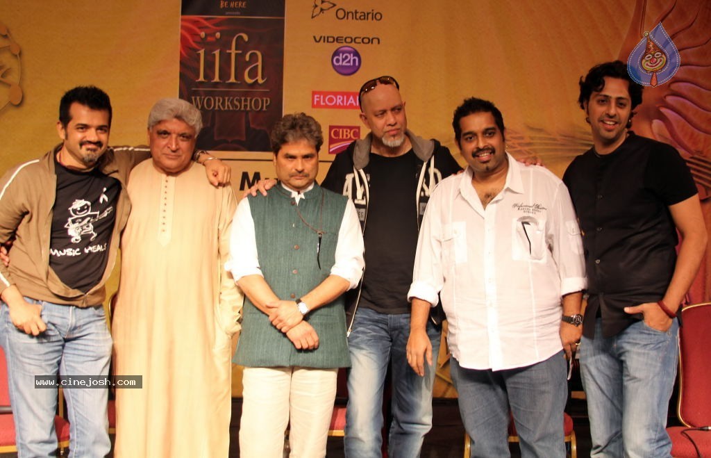 Bolly Celebs at IIFA Awards 2011 Events - 37 / 42 photos