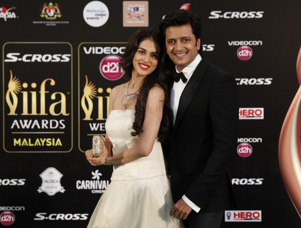 Bolly Celebs at IIFA Awards 2015 - 17 / 49 photos