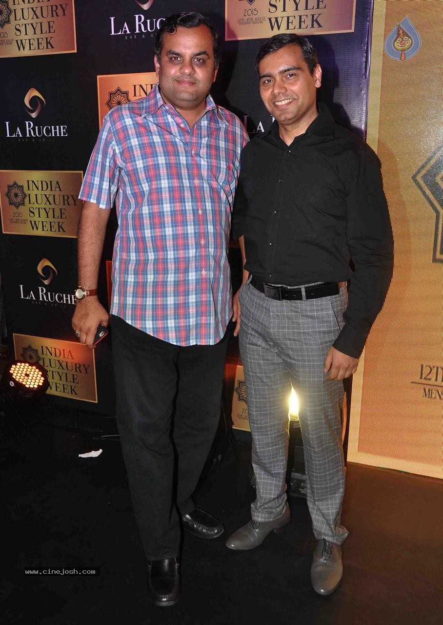 Bolly Celebs at India Luxury Style Week 2015 Event - 7 / 116 photos