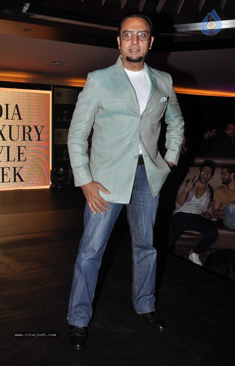 Bolly Celebs at India Luxury Style Week 2015 Event - 12 / 116 photos