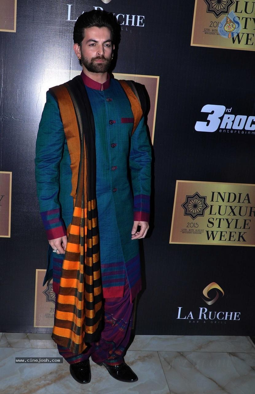 Bolly Celebs at India Luxury Style Week 2015 Event - 53 / 116 photos