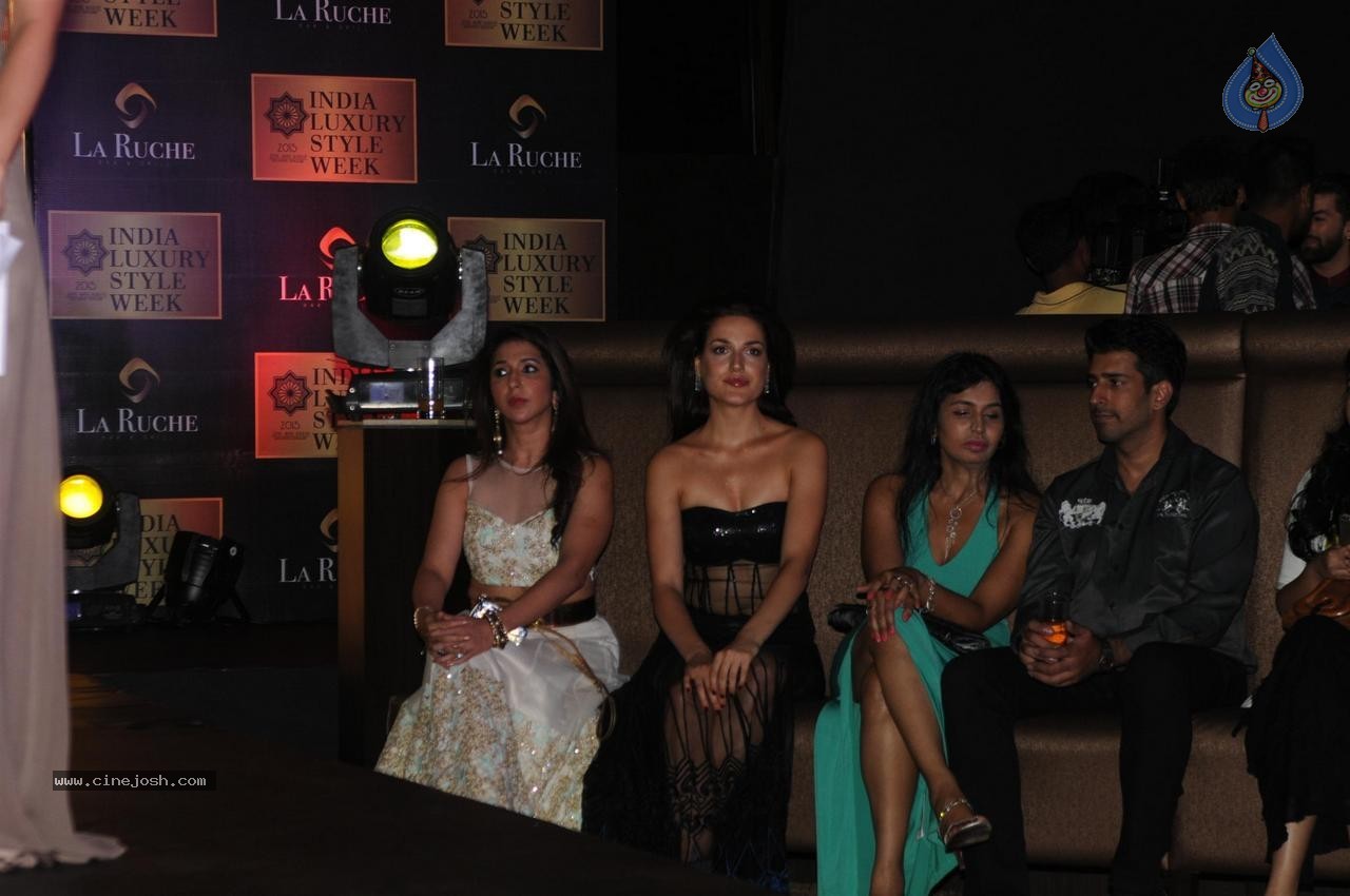Bolly Celebs at India Luxury Style Week 2015 Event - 73 / 116 photos
